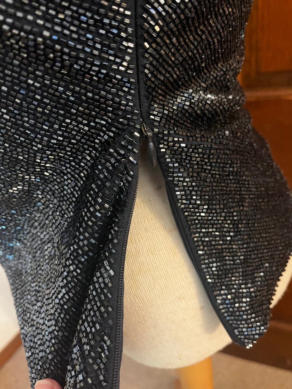 Randolph Duke Vintage Y2K Navy Blue Beaded Camisole Built-in Bra Size 8 - Picture 12 of 16